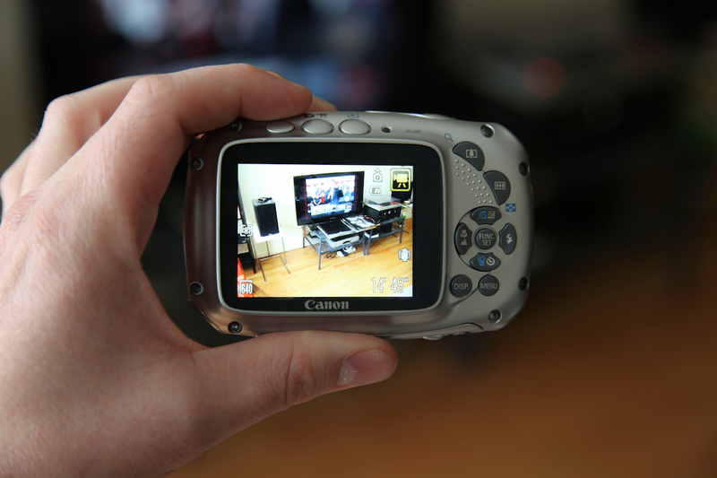 Illustration for article titled Toughcam Battle: Canon PowerShot D10 vs. Panasonic Lumix DMC-TS1